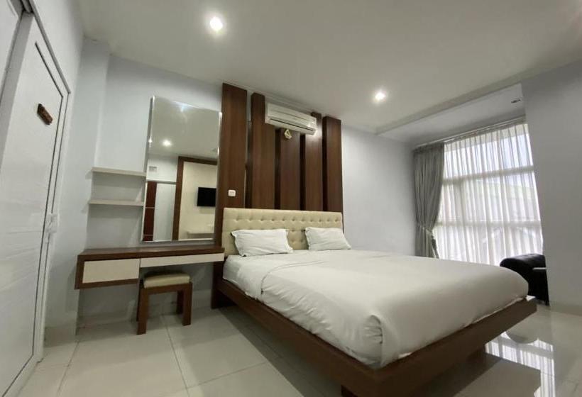 هتل Oyo 3308 Griya Wijayakusuma