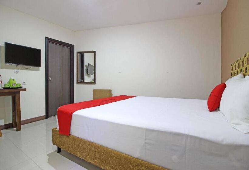 Otel Reddoorz Near Uns Solo