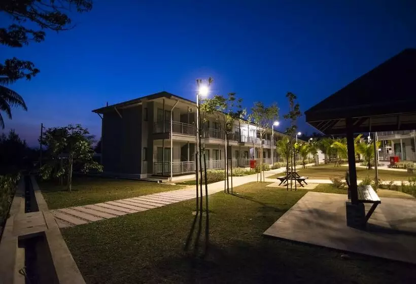 ホテル Royale Chulan Cherating Chalet