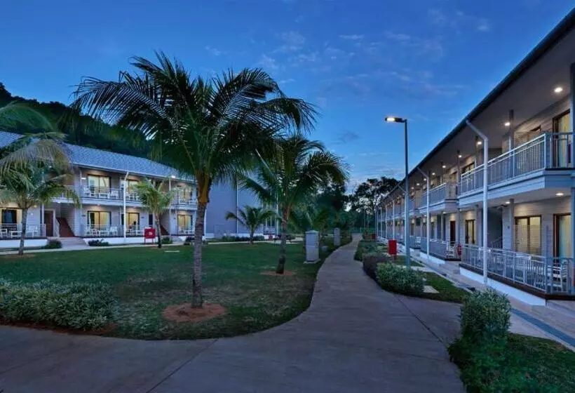 ホテル Royale Chulan Cherating Chalet