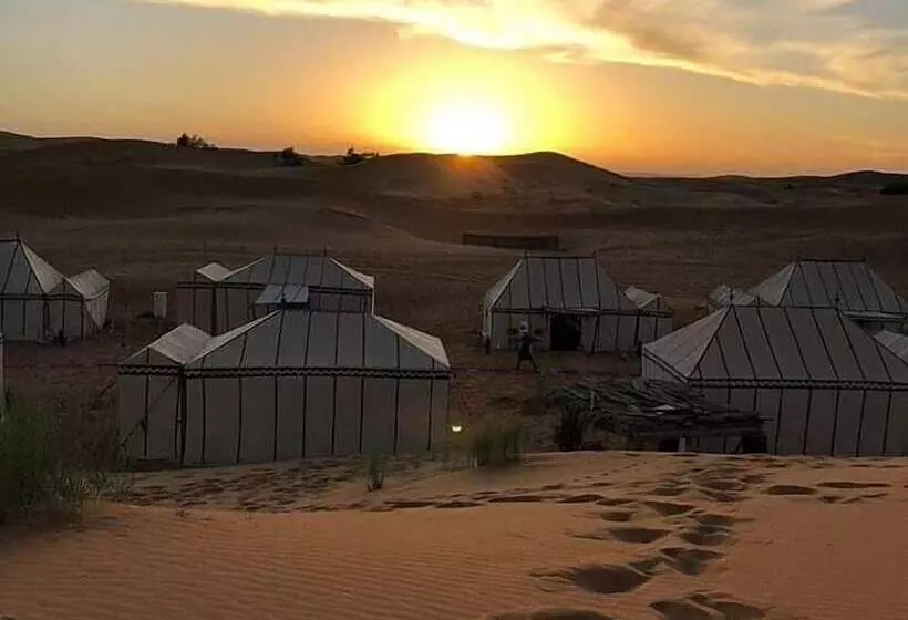 Majatalo Bivouac Les Touareg Chez Bachir