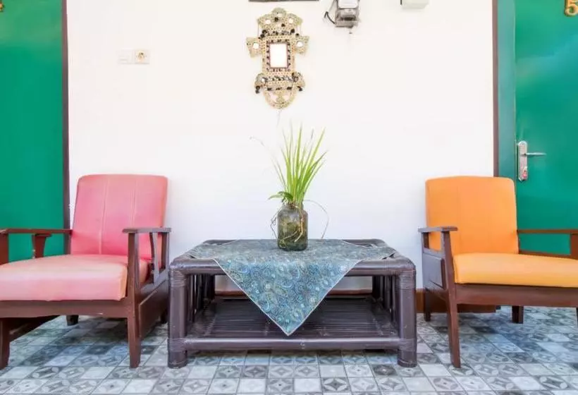 ホテル Spot On 3178 Homestay Sampalan Indah Ii