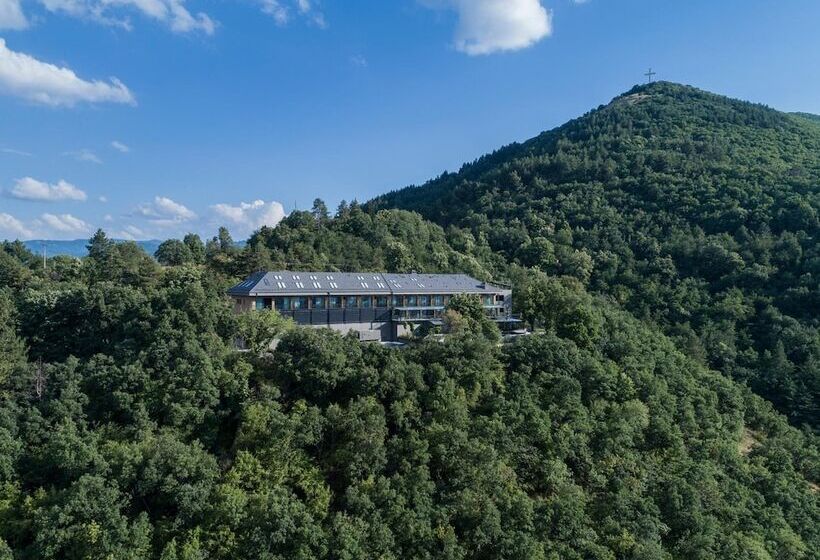 בית מלון כפרי The Lynx Mountain Resort