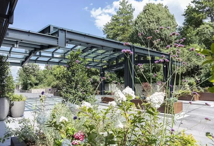 Hotelli The Lynx Mountain Resort