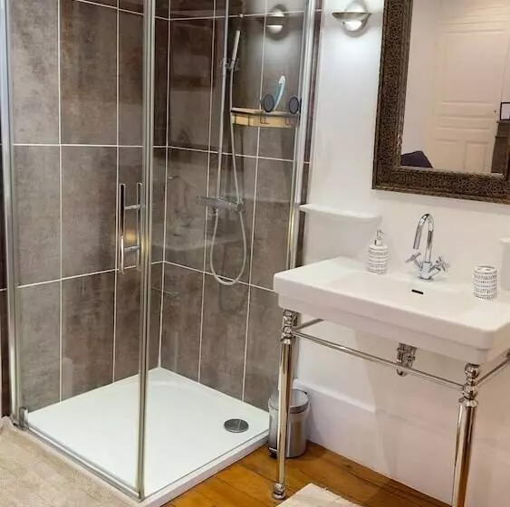 Chambre De Charme Au Coeur De Valence