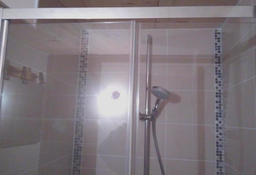 Studio Confortable A Taninges 25 M² Avec Vue Sur Jardin