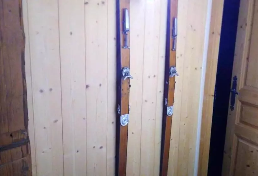 Studio Confortable A Taninges 25 M² Avec Vue Sur Jardin