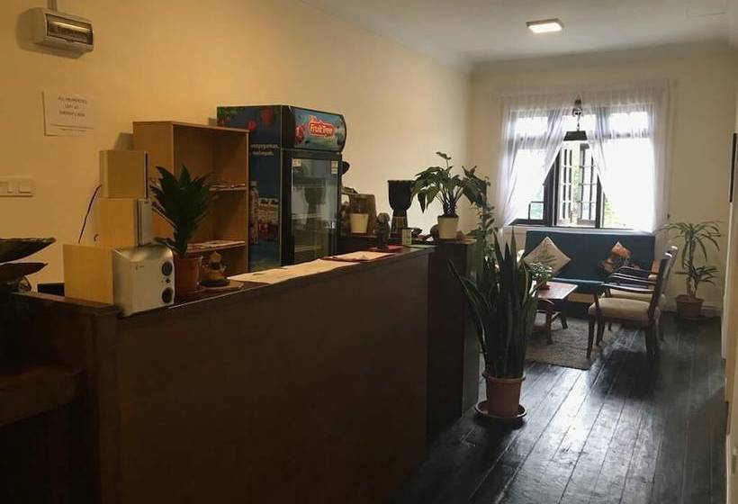 ユースホステル Downtown Bunkers