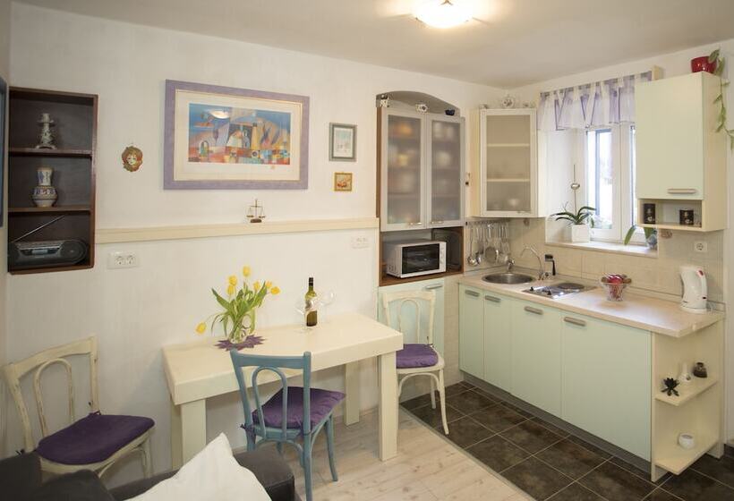 Apartment Split Belvedere