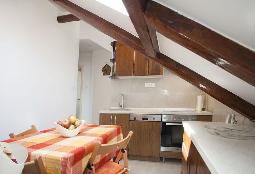 Apartment Split Belvedere