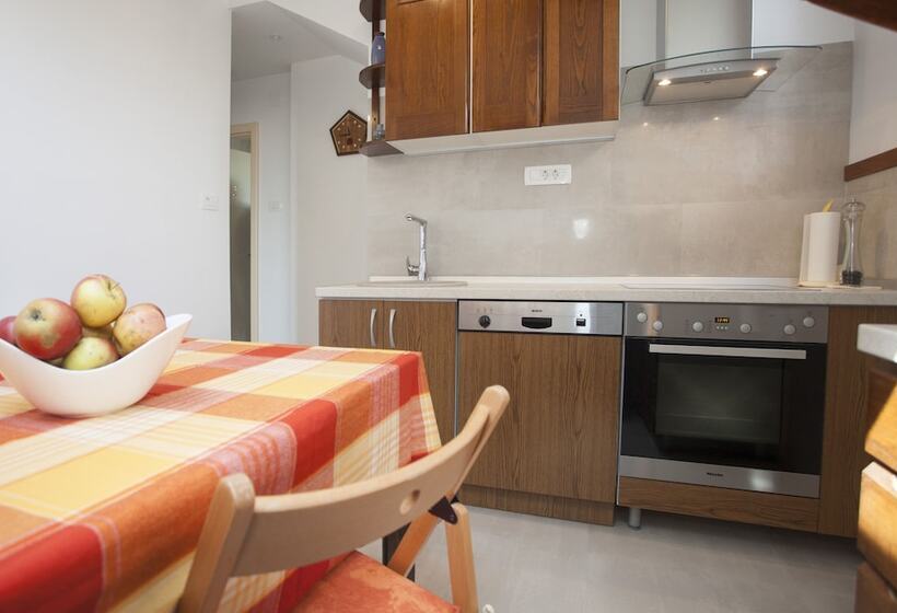 Apartment Split Belvedere