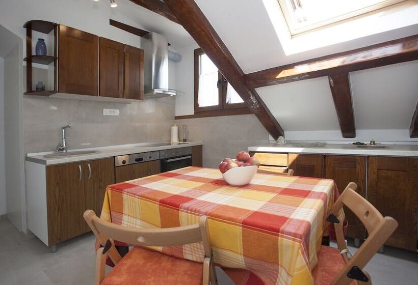 Apartment Split Belvedere