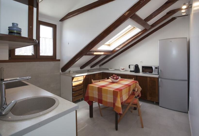 Apartment Split Belvedere