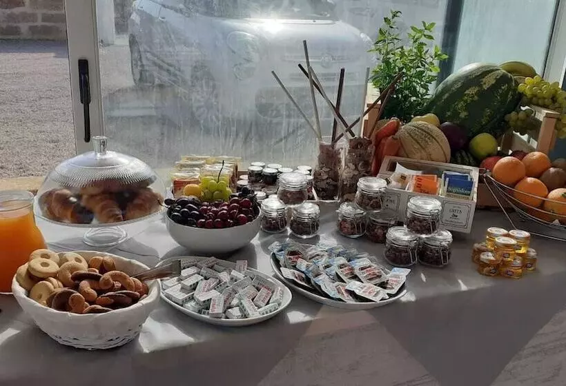 Aamiaismajoitus (B&B) Villa Mamirè