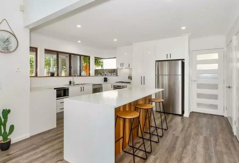 Coastal Soul   Family Entertainer With Pool