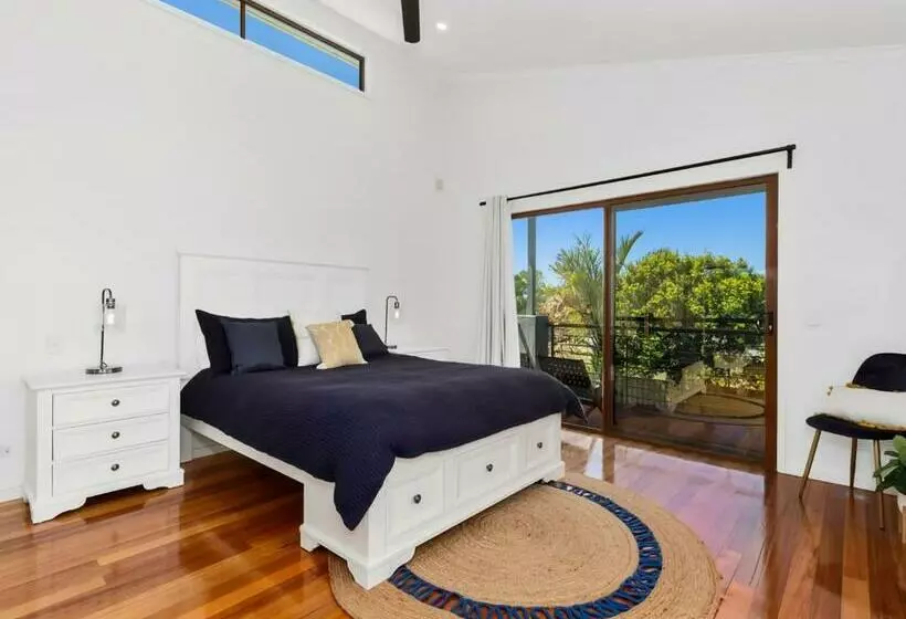 Coastal Soul   Family Entertainer With Pool