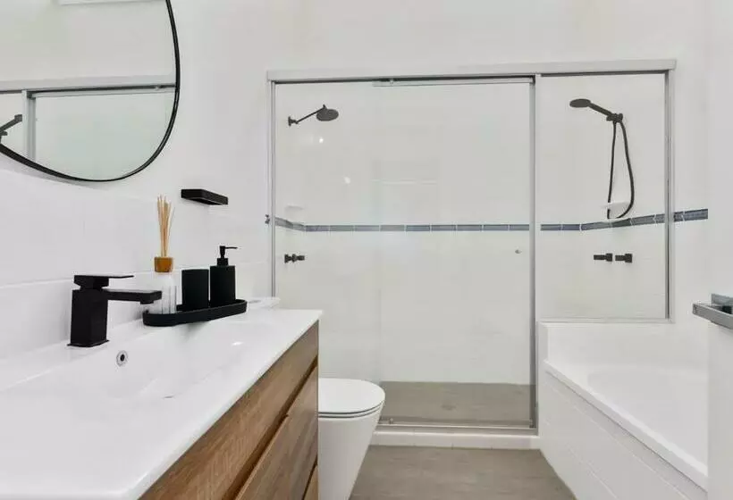 Coastal Soul   Family Entertainer With Pool