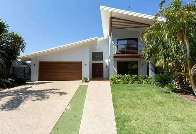 Coastal Soul   Family Entertainer With Pool