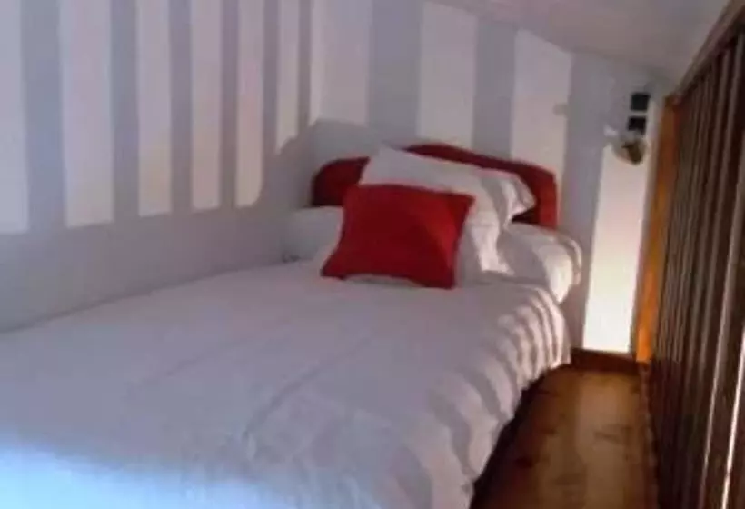 Domaine Oléicole Du Mas Boutet  B&b