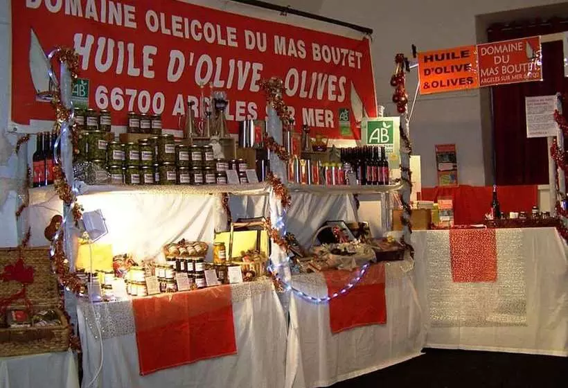 Domaine Oléicole Du Mas Boutet  B&b