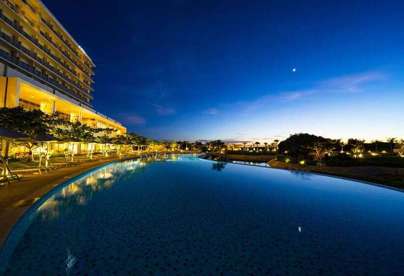 هتل Hilton Okinawa Sesoko Resort