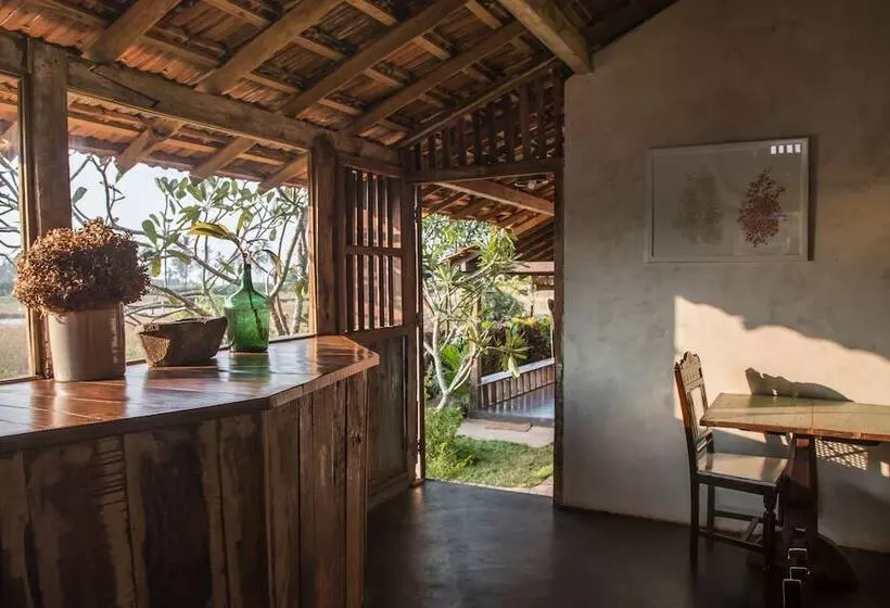 リゾートホテル The Artist Cottages