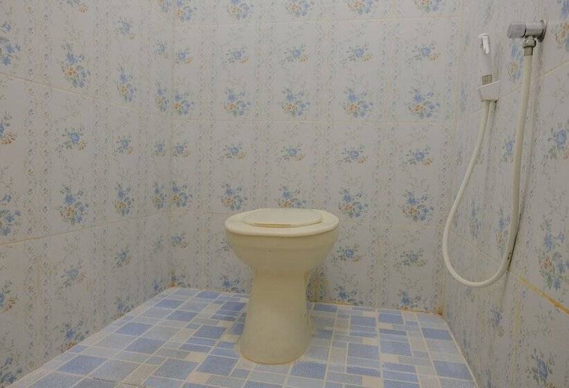 הוסטל Spot On 2368 Dahlia Homestay Family Residence