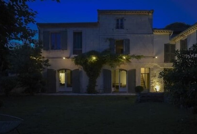 مبيت وإفطار Les Chambres D Agmara