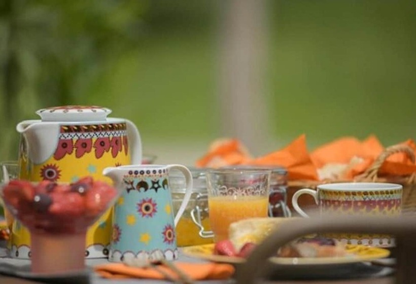 مبيت وإفطار Les Chambres D Agmara