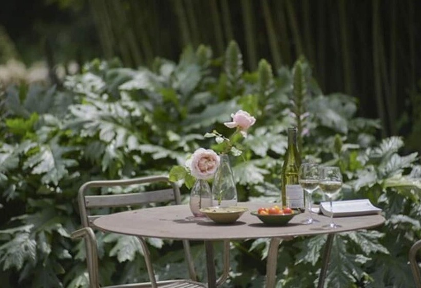 مبيت وإفطار Les Chambres D Agmara