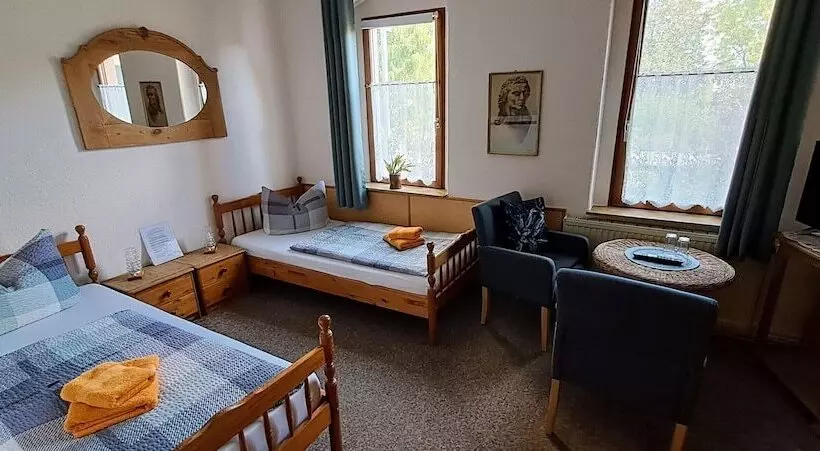 Aamiaismajoitus (B&B) Pension & Gasthaus Nostalgie