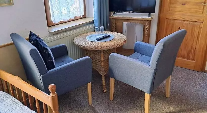 Aamiaismajoitus (B&B) Pension & Gasthaus Nostalgie