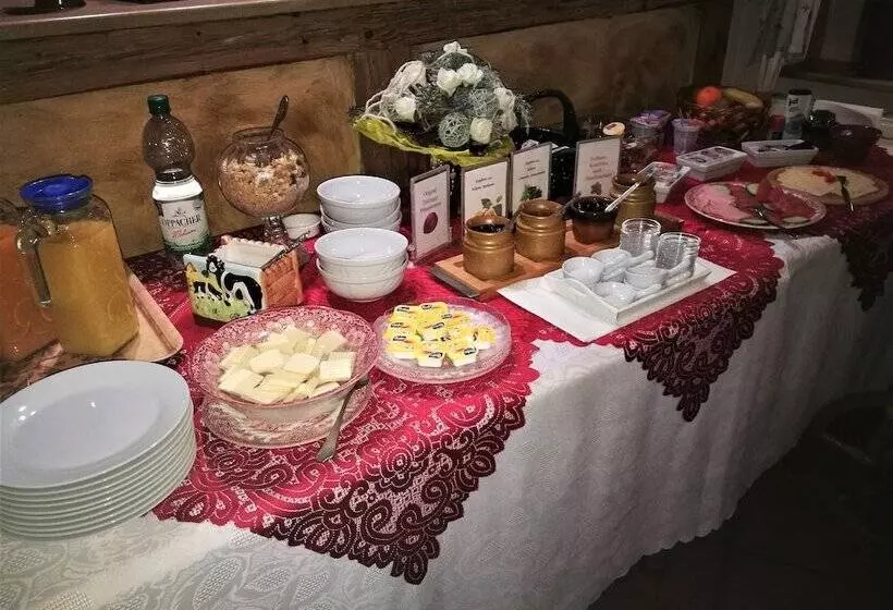 Aamiaismajoitus (B&B) Pension & Gasthaus Nostalgie