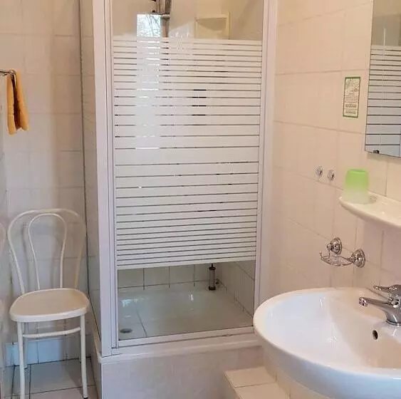 Aamiaismajoitus (B&B) Pension & Gasthaus Nostalgie