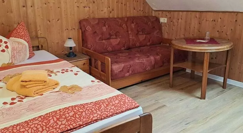 Aamiaismajoitus (B&B) Pension & Gasthaus Nostalgie