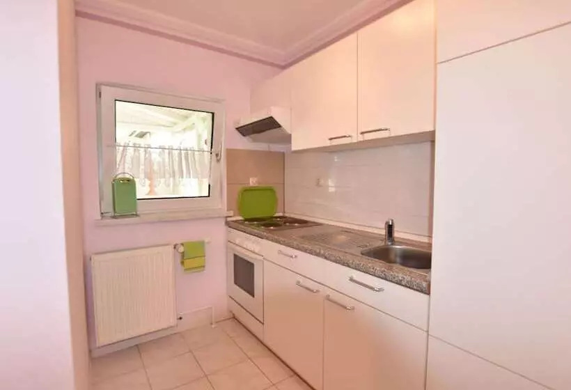 Homey Bungalow With Roofed Terrace, Garden