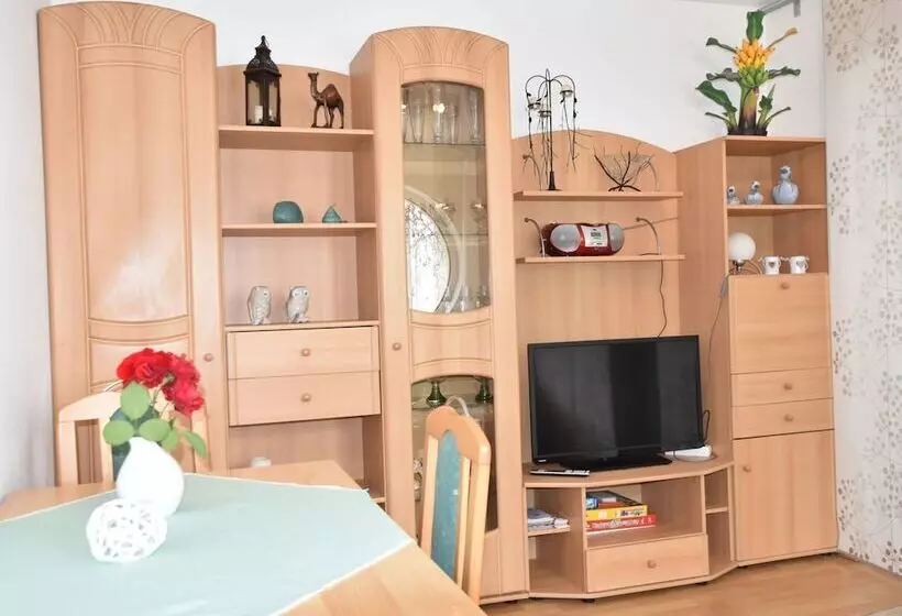 Homey Bungalow With Roofed Terrace, Garden