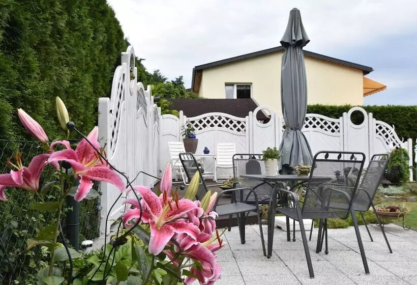 Homey Bungalow With Roofed Terrace, Garden