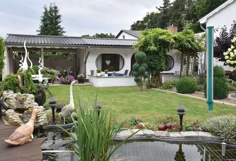 Homey Bungalow With Roofed Terrace, Garden