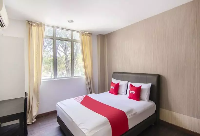 هتل 1st Inn By Oyo Rooms
