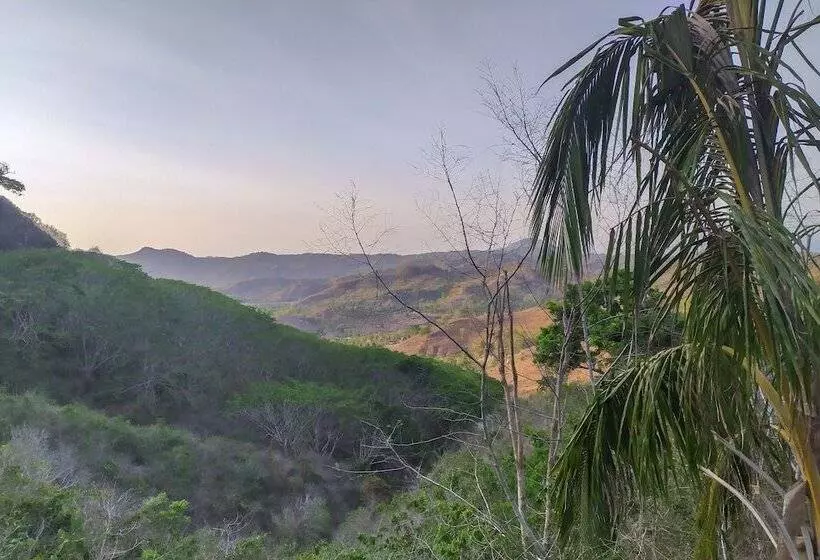 ホテル Artati Bungalows And Restaurant By Oyo Rooms