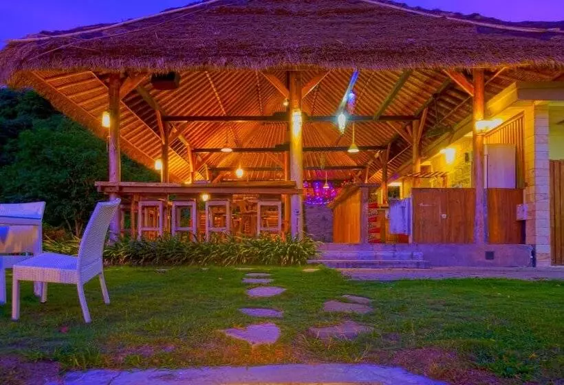 ホテル Artati Bungalows And Restaurant By Oyo Rooms