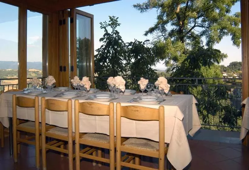 Hotelli Buca Di Michelangelo