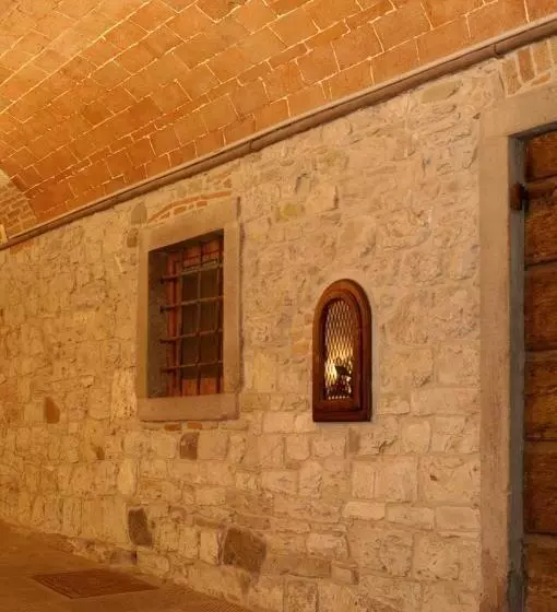 Hotelli Buca Di Michelangelo