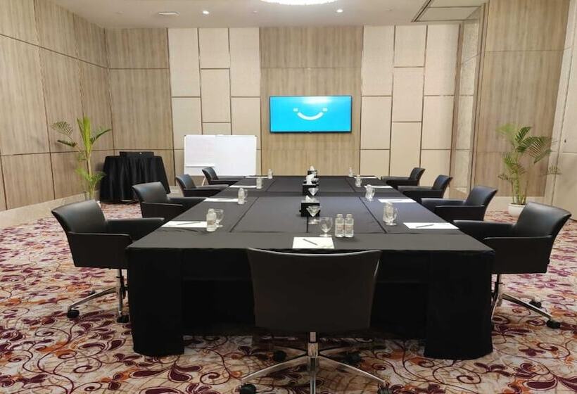 Hotel Holiday Inn Gurugram Sector 90, An Ihg