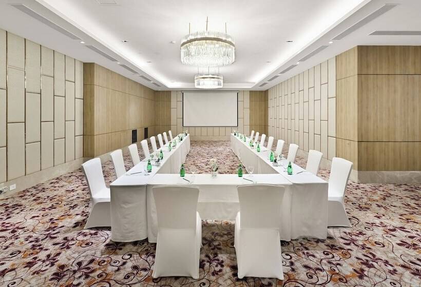 Hotel Holiday Inn Gurugram Sector 90, An Ihg