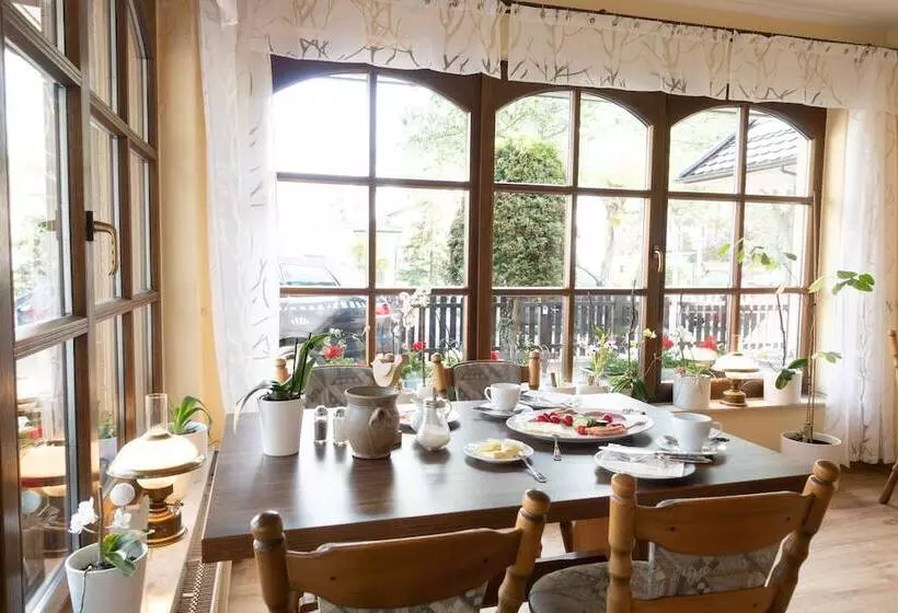 Hotelli Pension Heinrich Heine