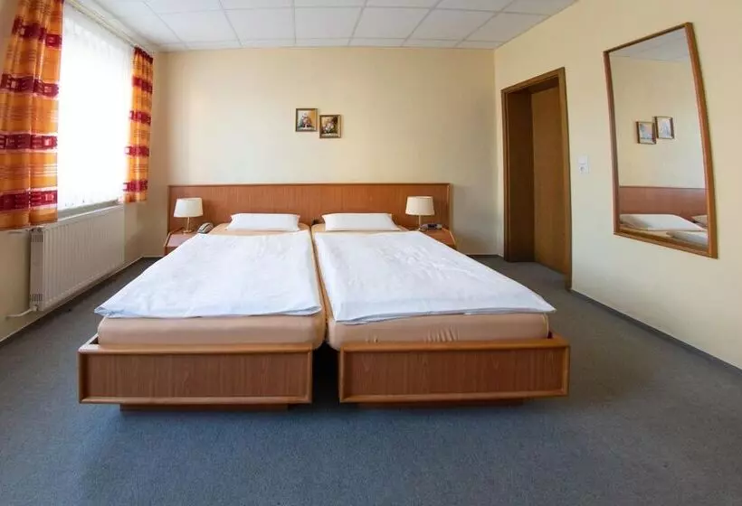 Hotelli Pension Heinrich Heine