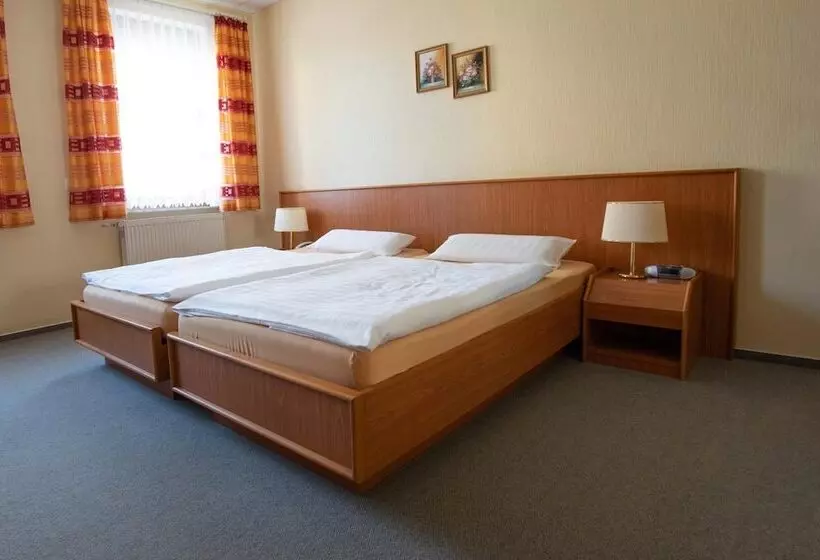 Hotelli Pension Heinrich Heine