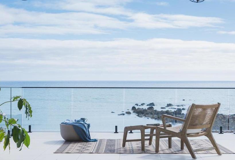 Novo Luxury Apartment Penguin Accommodation Itas